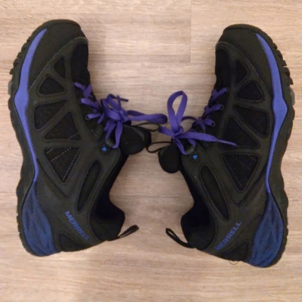 Merrell trail runners - Picture 3 of 11